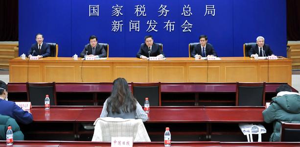 國家稅務(wù)總局啟動(dòng)“春風(fēng)行動(dòng)”，推行全國統一的“首違不罰”